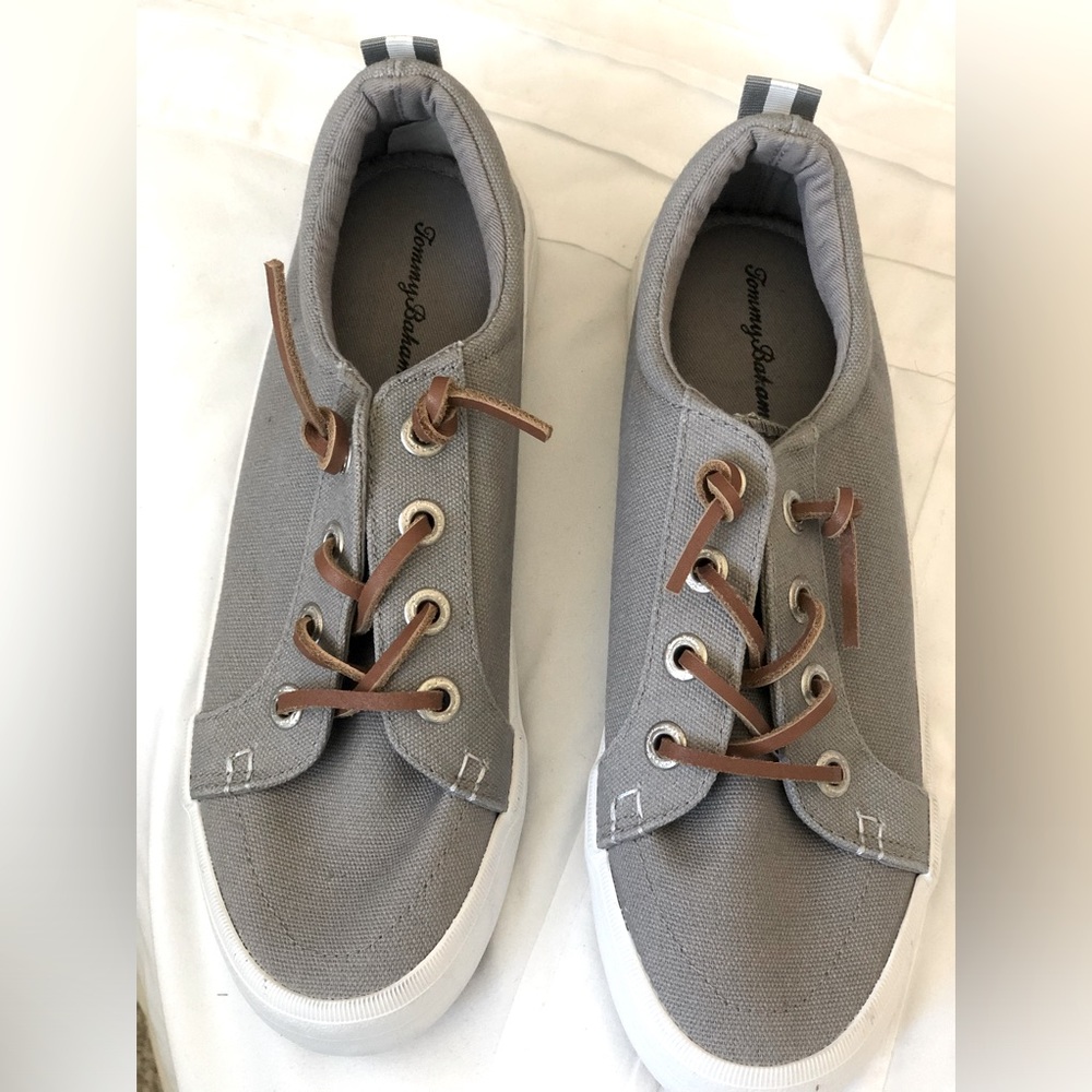 Tommy Bahama Women's Shoes 7.5 Gray Canvas Slip On Cushioned Sneakers Comfort
